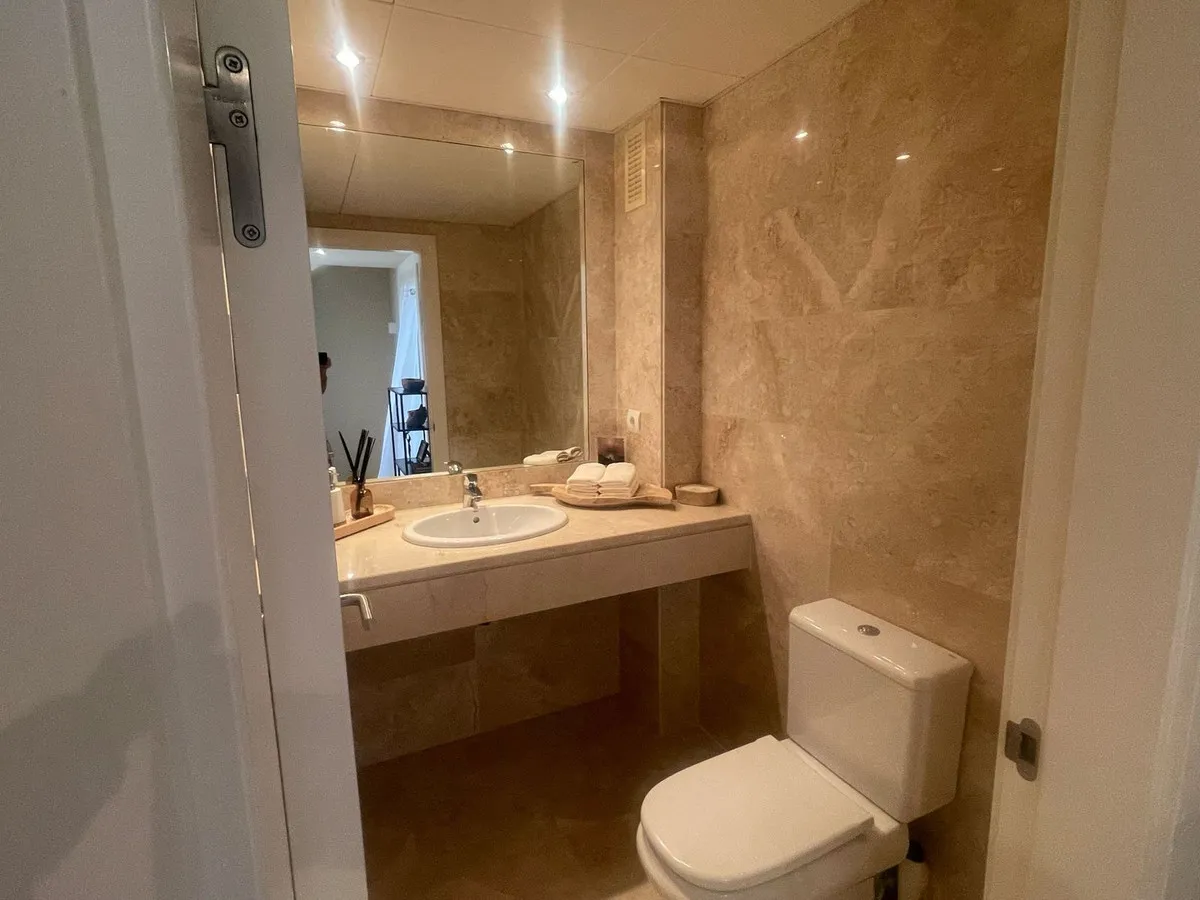 888b4c8c-0d4e-43f5-bb68-96eec3e741ff