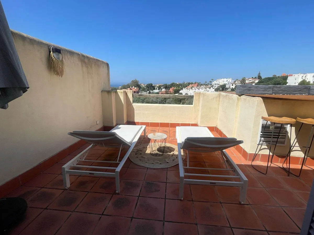 8bf1dc7e-dc74-4dd0-83c9-fbbdc5f71be1