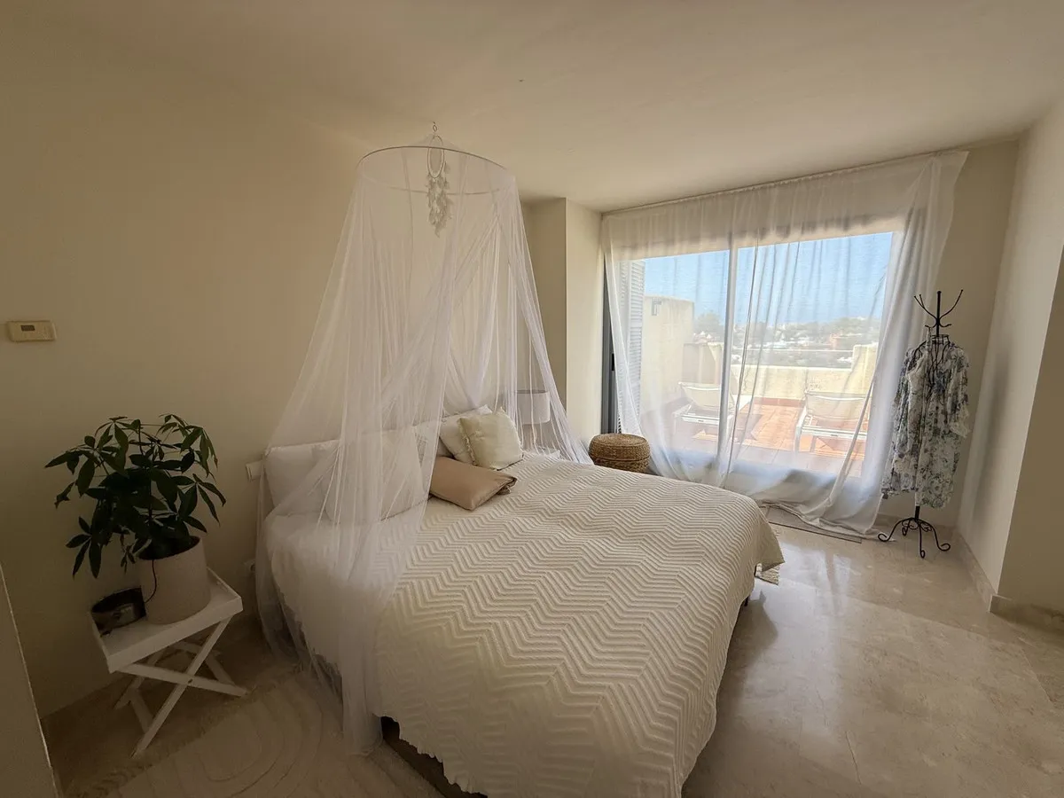 a4fc5518-008e-4ec6-b802-1c9d8ba88724