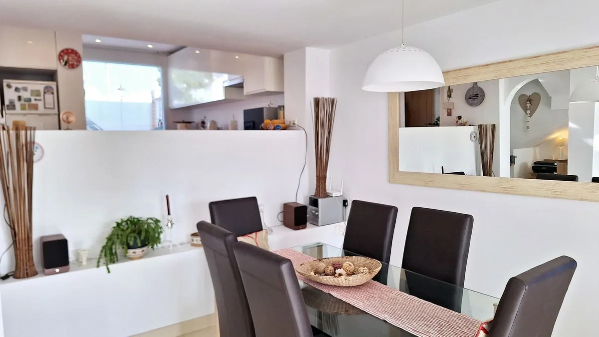 8165a2ab-a8ae-4936-8c55-83fbcbed2236