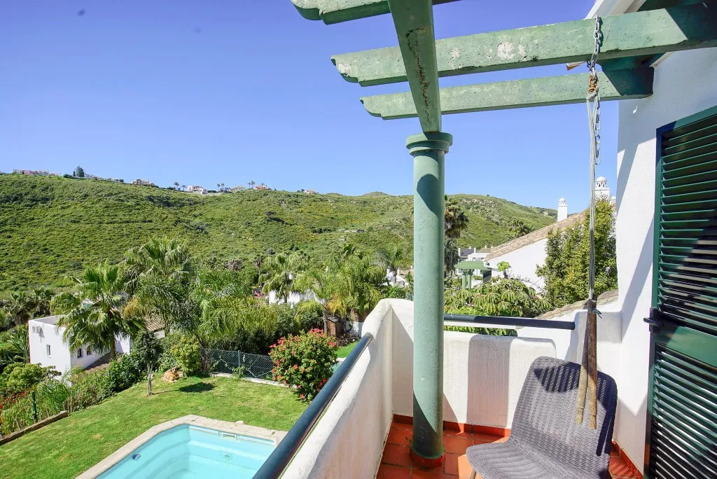 4b5a943d-6c46-4e5a-94e9-6c4c29fd0fd5