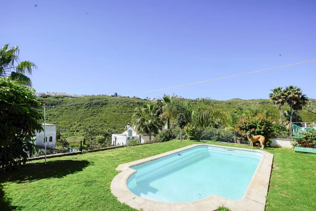 6de3a58b-2bb3-403c-92f4-04f23b08d405