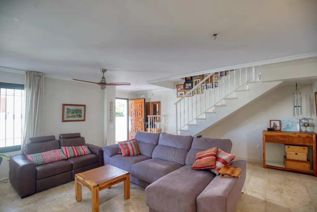 b0311331-521b-49b5-9734-ffdd241b8b79