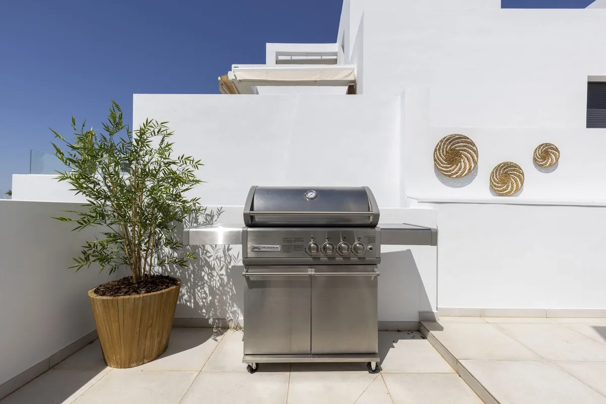 1ef87b4a-cd49-4a64-acb8-9072cf2d0071