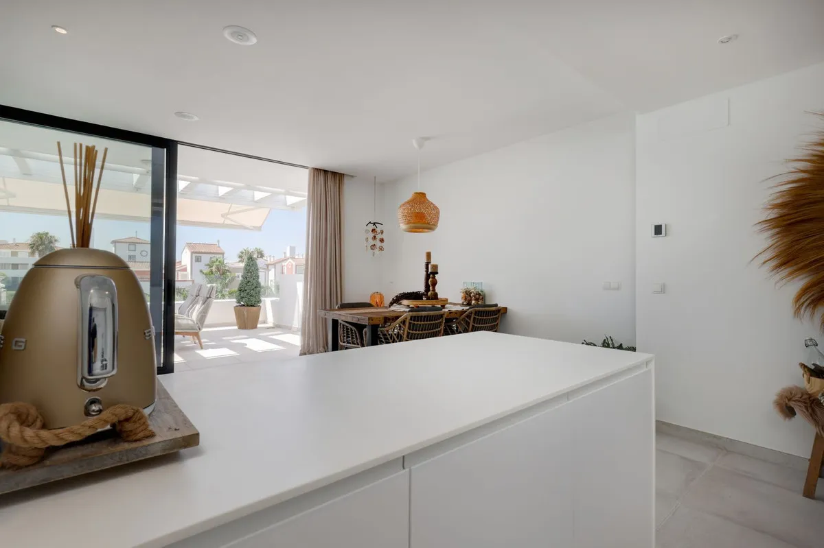 ce64141d-1984-4961-9726-6fa4455e5e40