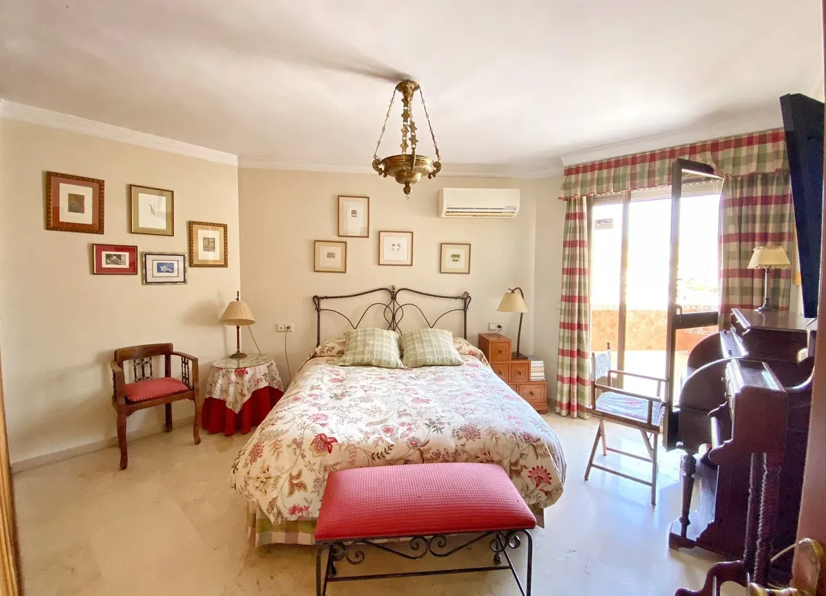 6e899a8d-e1cf-41d3-a91e-41a7cddc685b