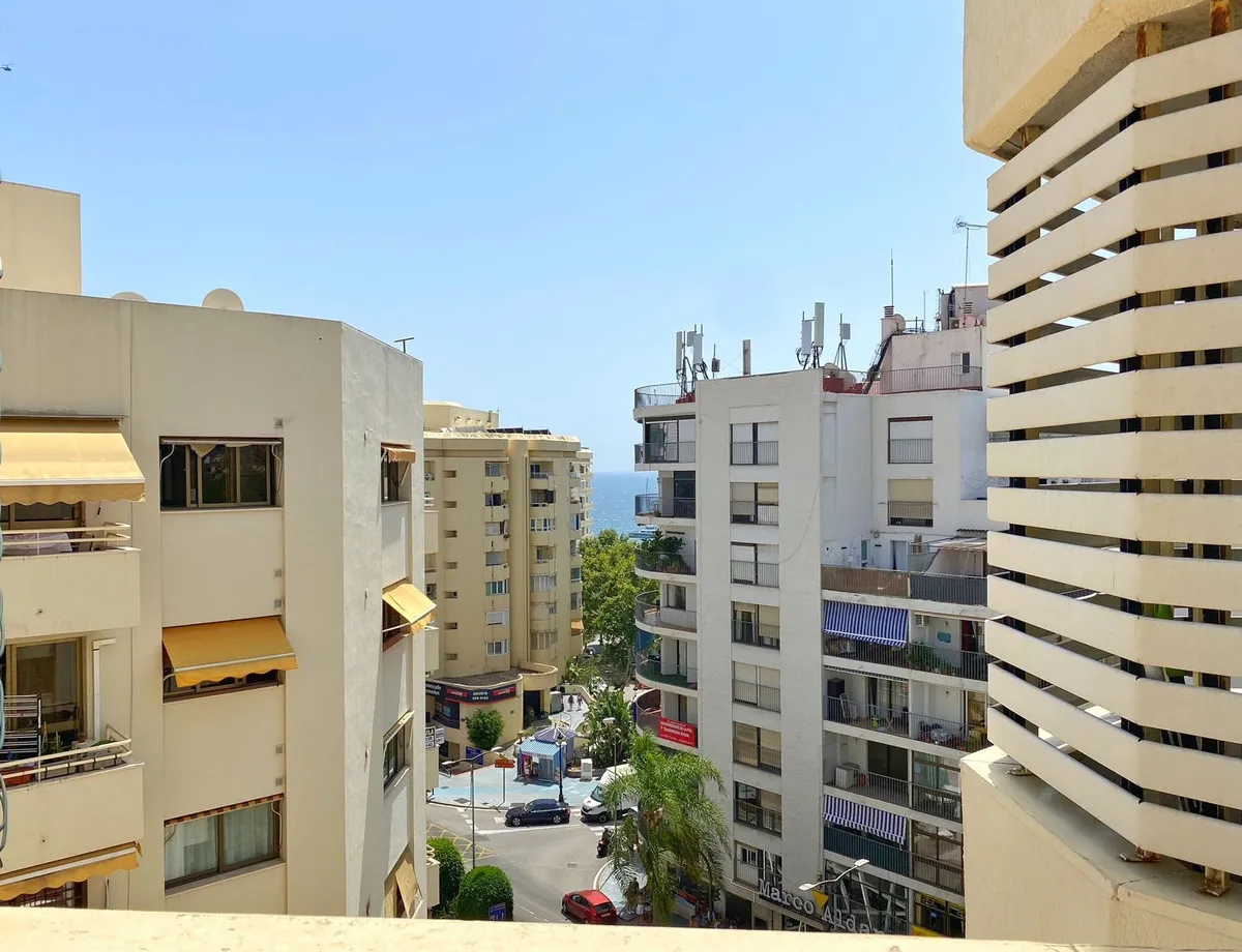 8f8d6766-6518-44f1-9dbf-7b1b8678747b