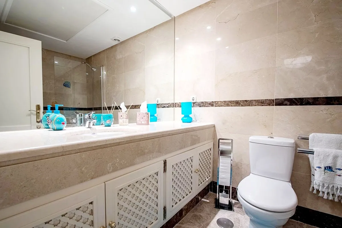 c47fab47-96ba-4beb-aca4-54418ea46e2a