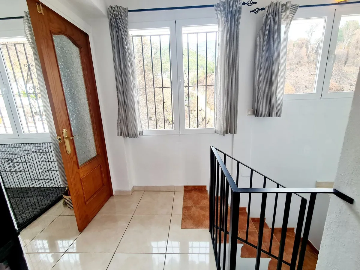 0fdc9141-7799-421a-8dcf-e5fbbf54a940