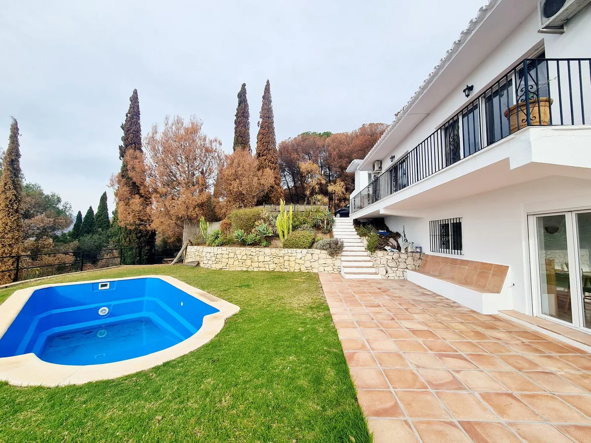 52b93e9c-bf74-4a95-9eb3-d6bd7604fa90