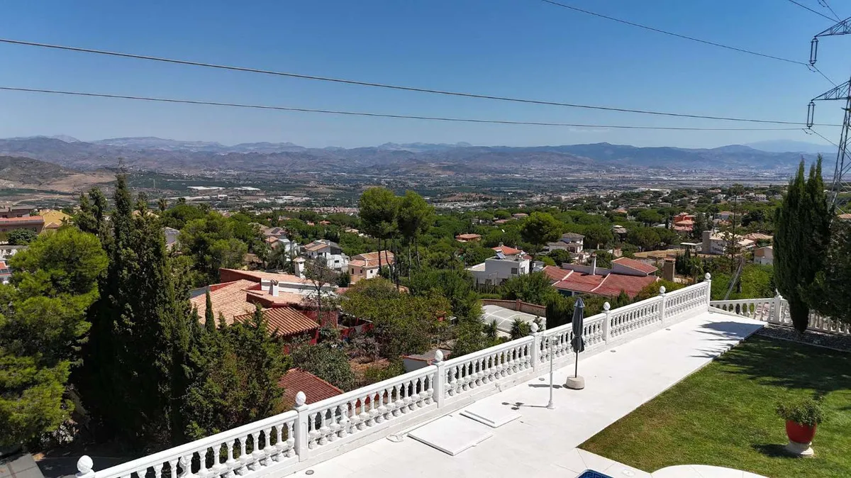 4dc1f65e-9561-4a0b-8e9a-44637b23ed57