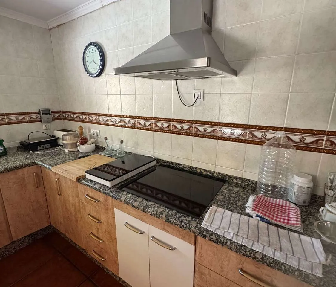 f4b4b0c8-6f40-46c8-bb68-befeee2a5cdc