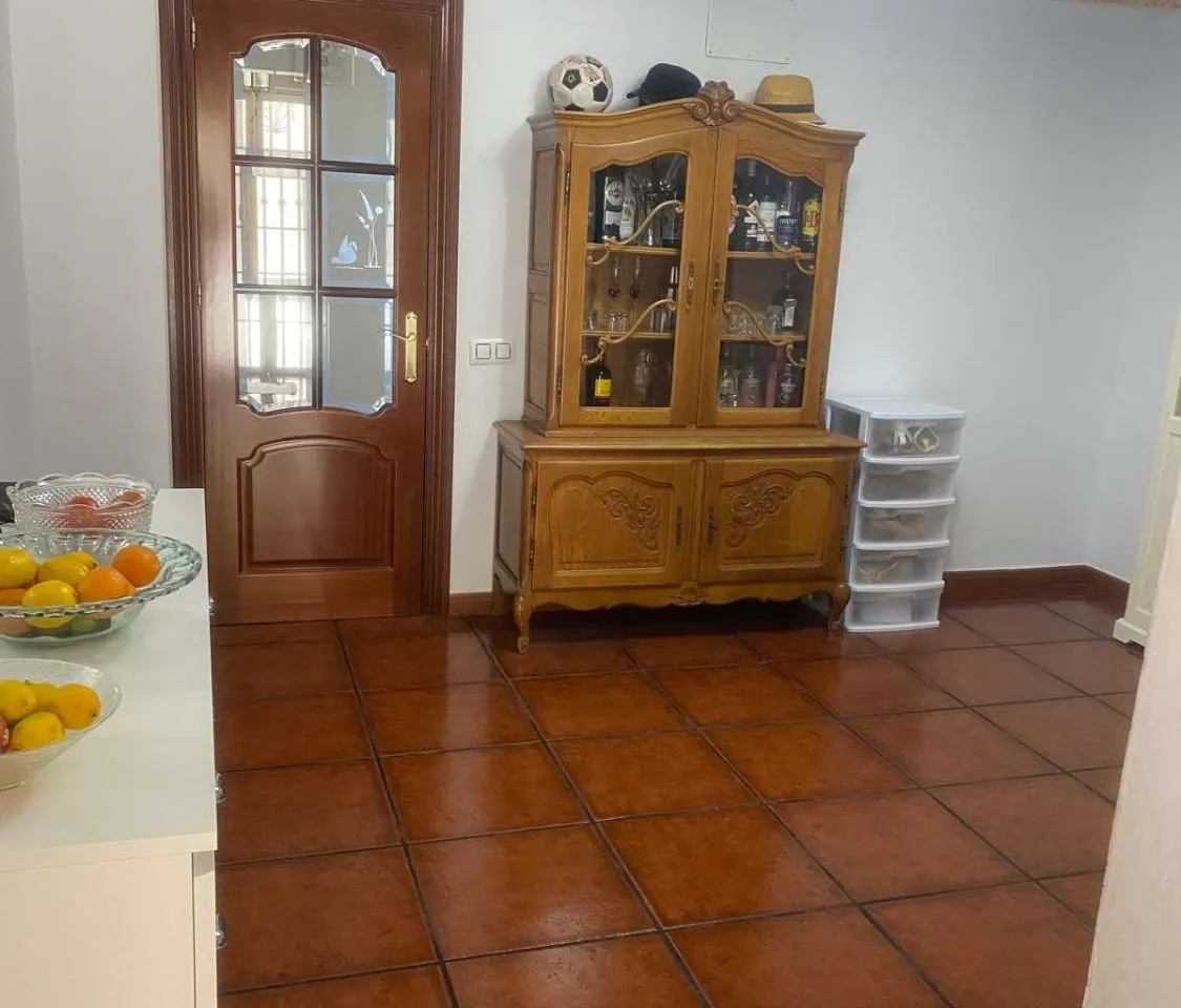 f5893b09-2e23-4a8b-8be0-c722791584d5