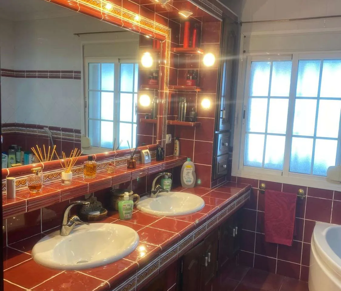 f764de32-ffba-4193-9a5d-51d19c52d812