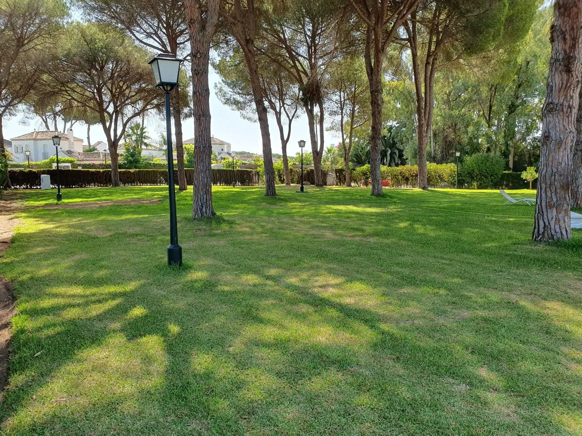 2c805a99-e4b2-4bc6-95d0-44c8fbec990d