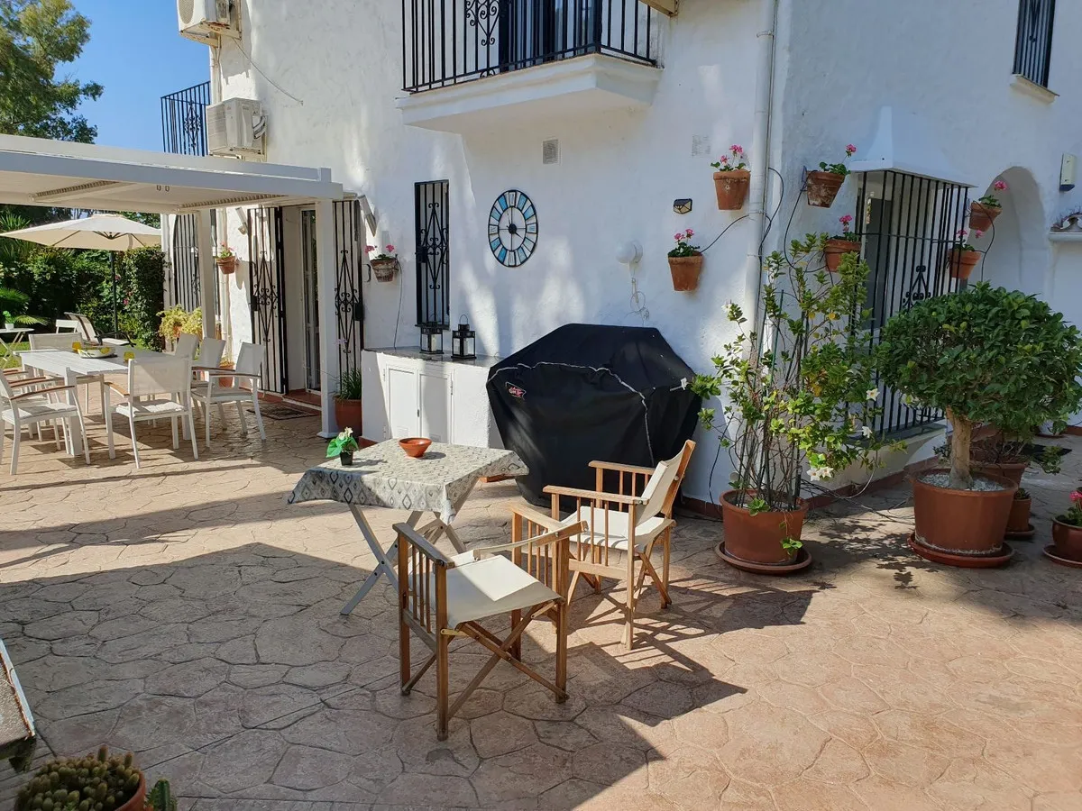 95f7b010-bfb9-4be4-9658-b246610f8842