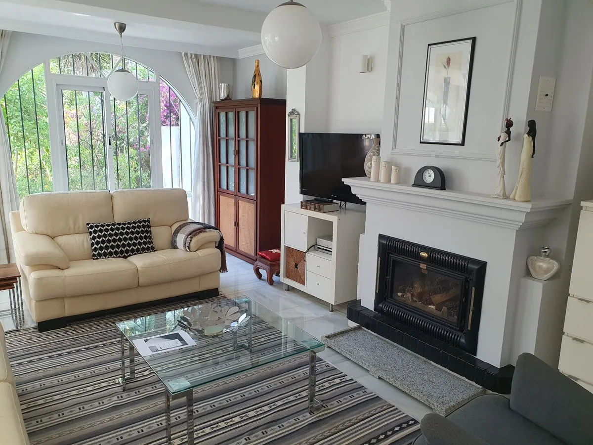 b84805a9-c796-4587-a4c2-bc955a4c8f5a