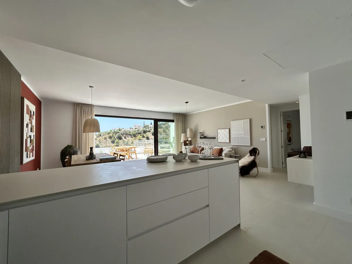 5cb411d9-d640-4b3c-9387-bc3db9d559c9