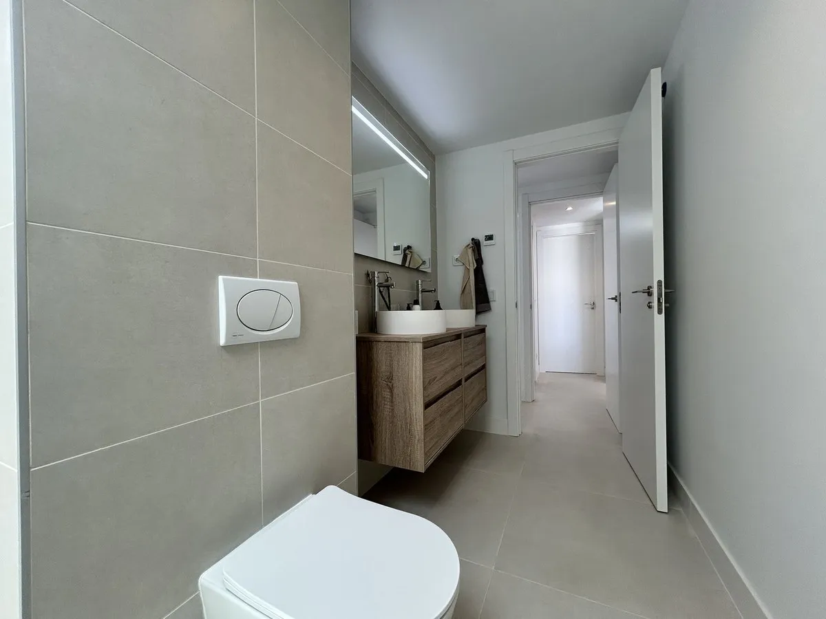 f547b32d-4f85-49d3-b15c-6c75e5690579