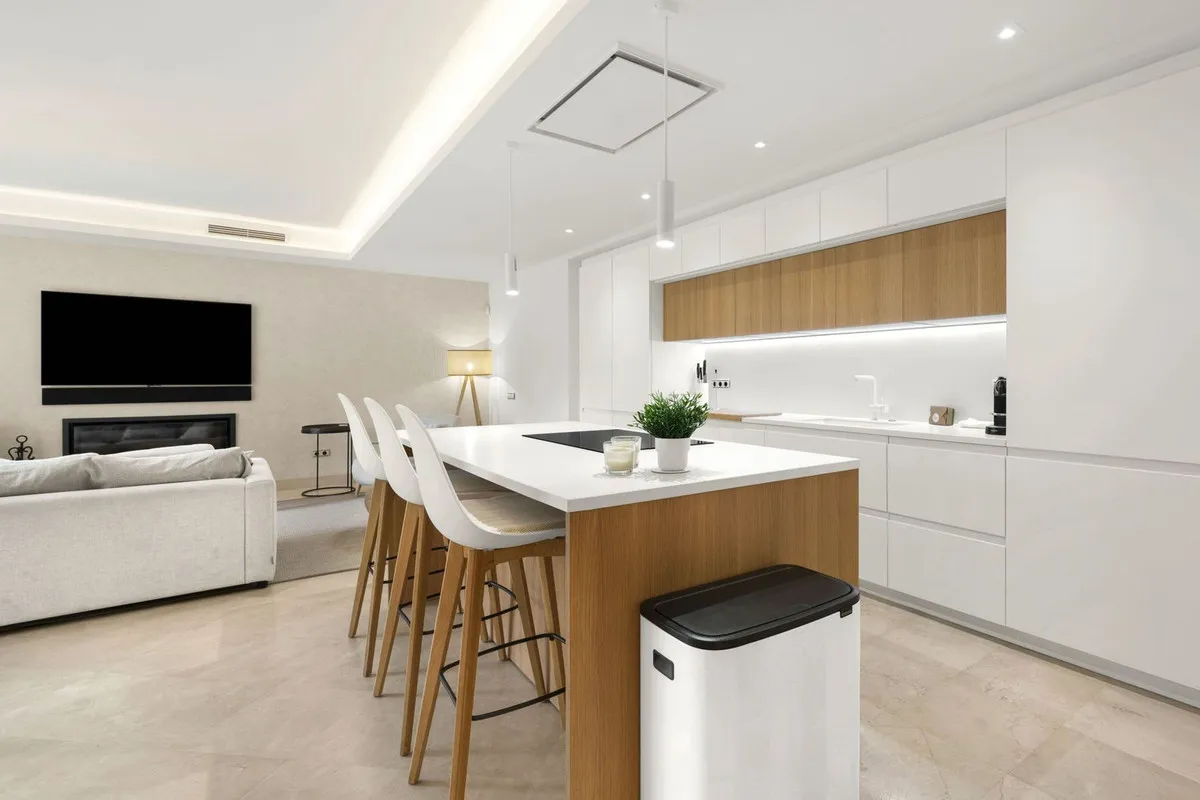 3e5d3b6d-bbd6-4bfb-83bc-5ac86a102170