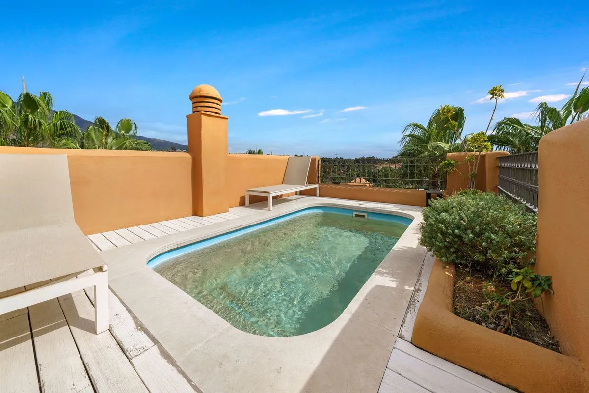 4f609ca9-8fe2-4940-b39e-86d51047f8d3