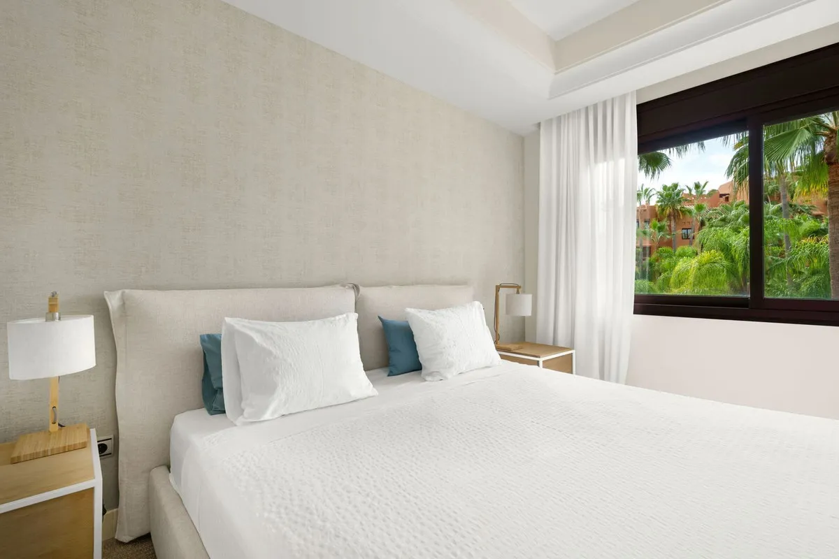 b91b3f28-22ff-47a6-aaac-fc7757805dfc