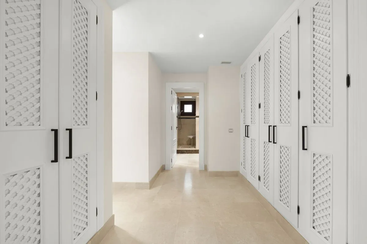 d3f6091d-e001-435c-8cf5-26b9d0e56746