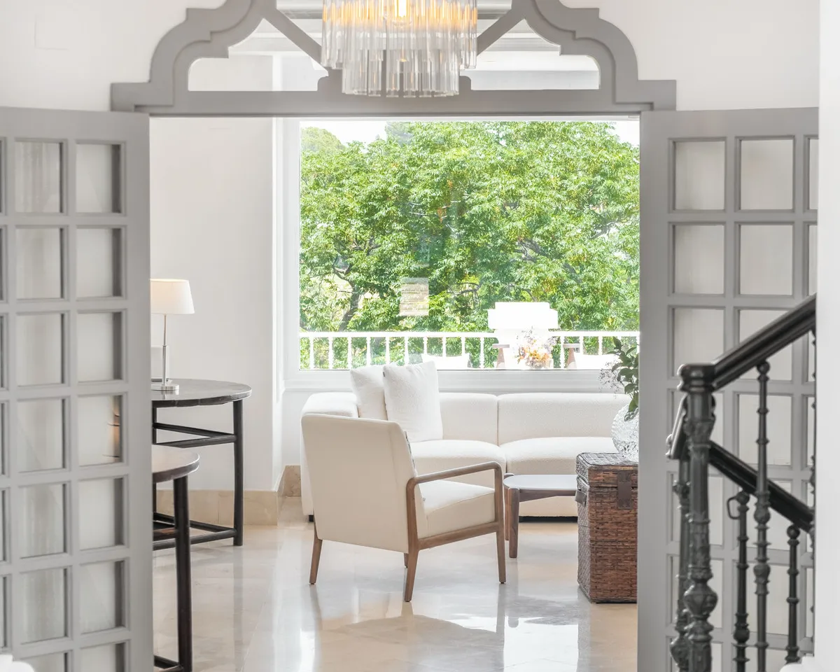 5cc82640-ab3f-451a-af2c-9d4b738230f1