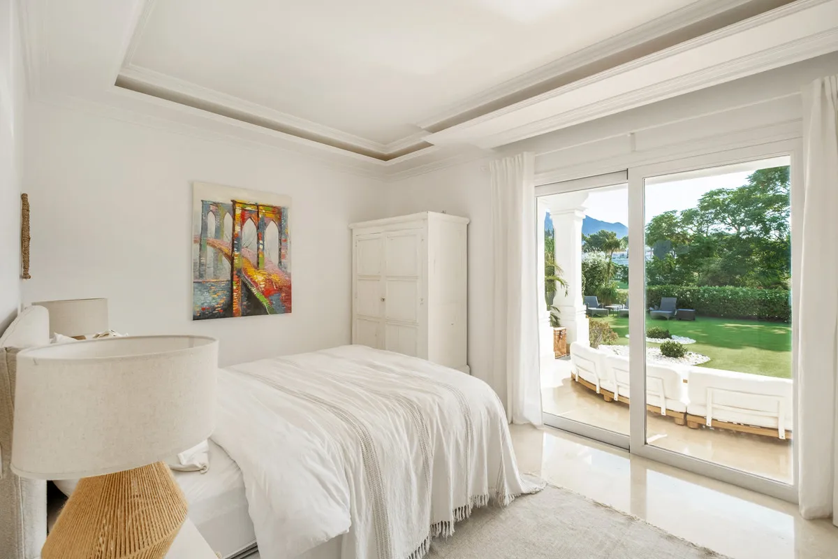 f4582a03-a66a-41f0-815a-c8ab3ddb1493