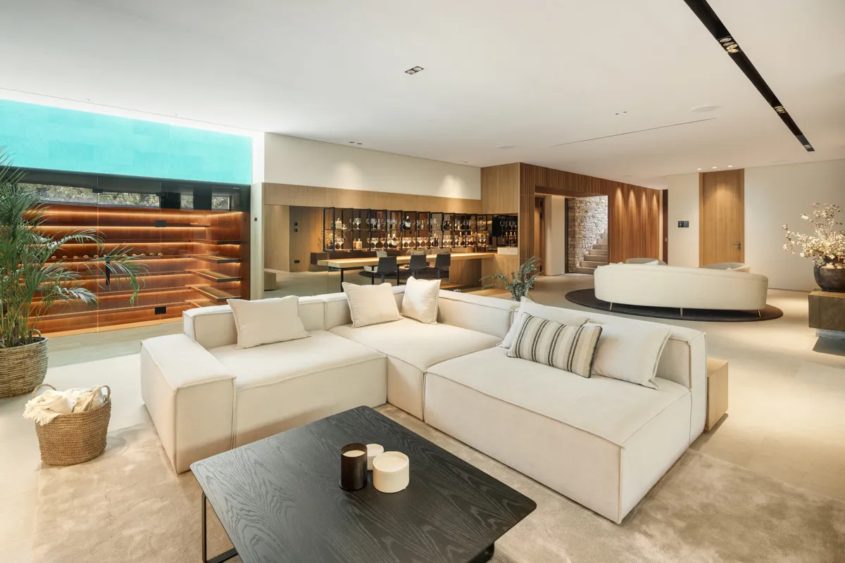 f81cd334-2922-41b8-ae68-1e5be7da0712