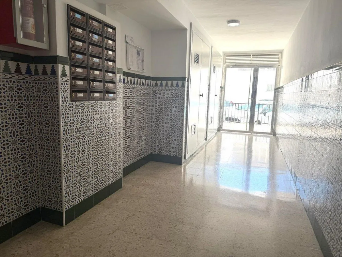 3b8e5c40-716b-408d-a213-6653e921c900