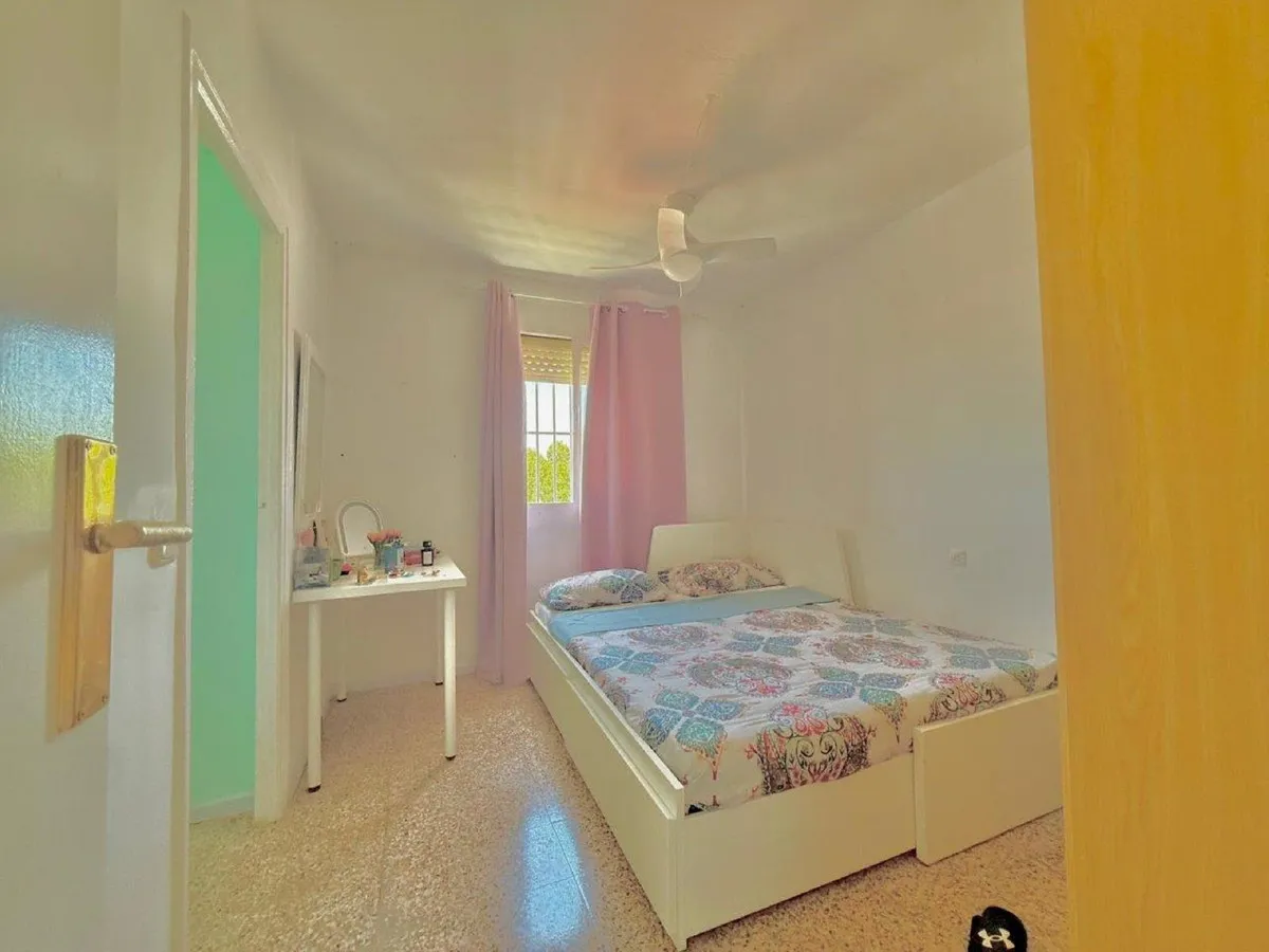 56fc8ba4-01c3-4921-b2f2-56b41a4646cc