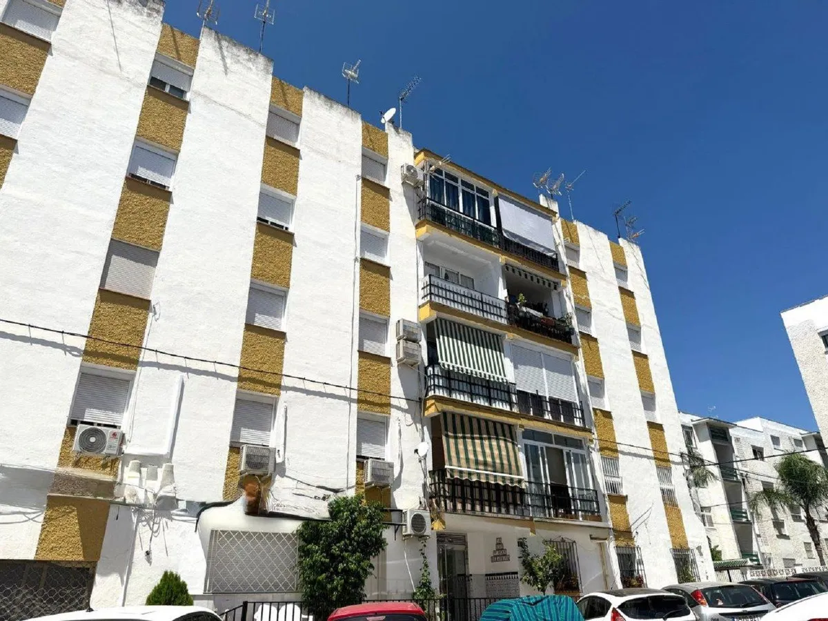 b2cc099c-59d5-4a3c-805c-01caccd3f150