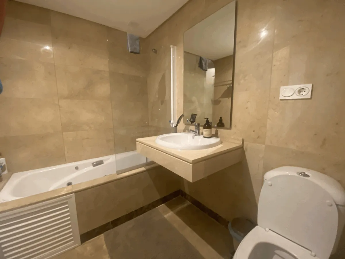 22e5e941-300e-4434-96b8-885d75b89eec