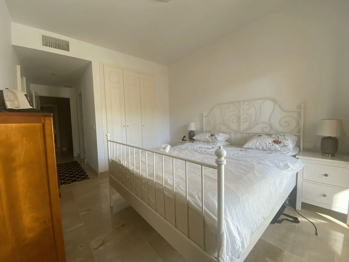 e3cf8f86-8cbd-4e72-93c0-7cfb7a74543e