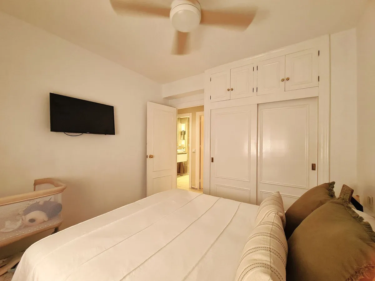 719cc9c0-2b62-4893-9325-d2c57d1ec089