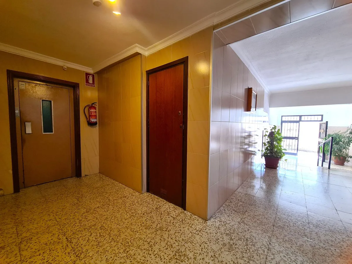 aeb8fe06-8b35-49af-a498-67dc146987de