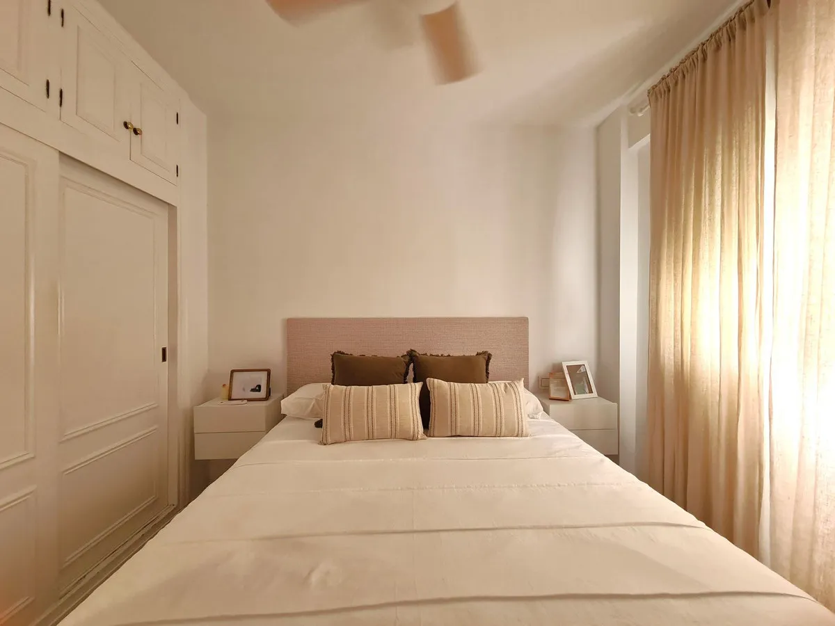 ea0270f0-32dc-4a2a-848b-2574c0739d5f