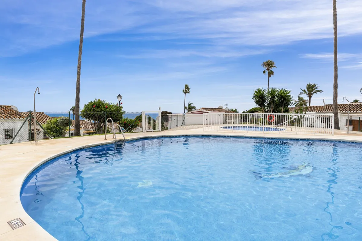 9865a32a-7975-48d2-ad5f-eef225dcd631