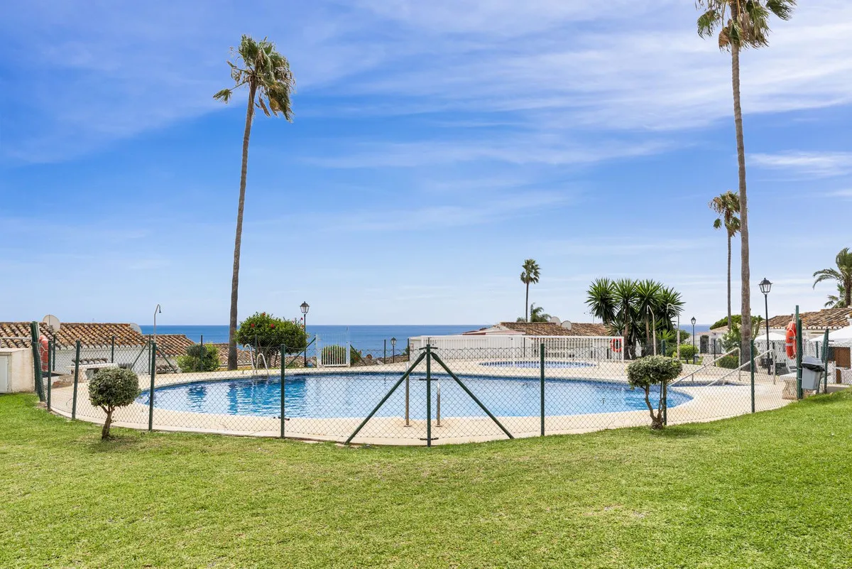 afa602d2-9be8-44d4-83e4-c16028e9530d