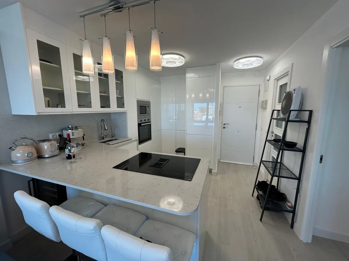 59744701-a0e0-4ad2-9b7b-689214b506ae