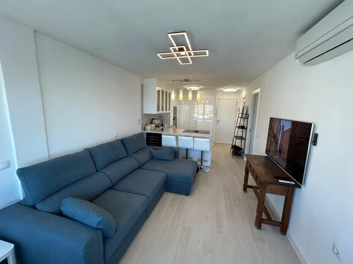 e2e02f59-7d11-4403-b178-7caa55e49ad9