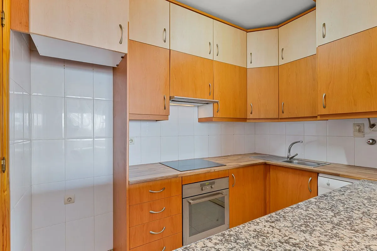 8581734e-6f35-4d49-8308-cc257e97d16b