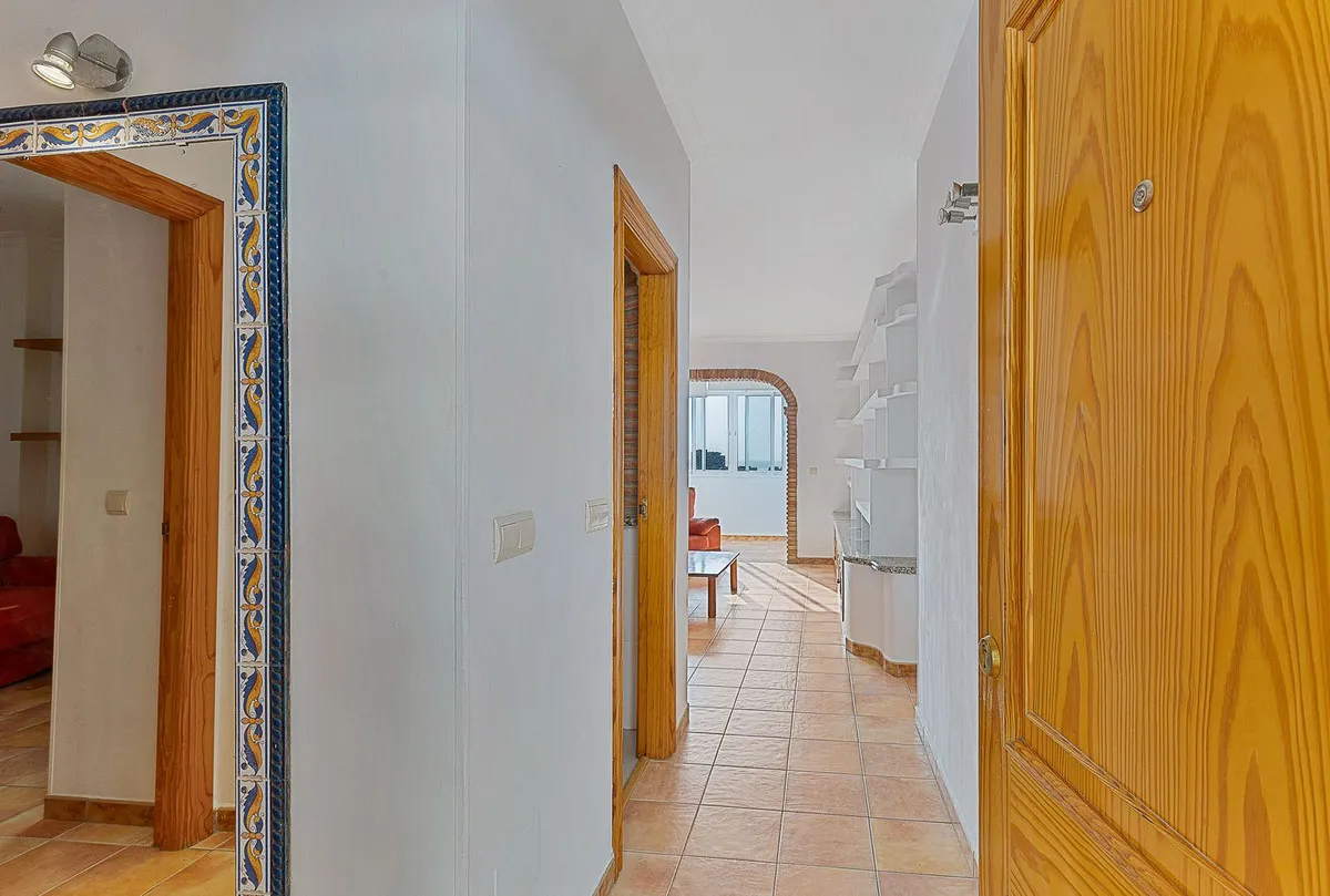 cb4e01c8-0f7f-4675-9533-f1d0ca92d292