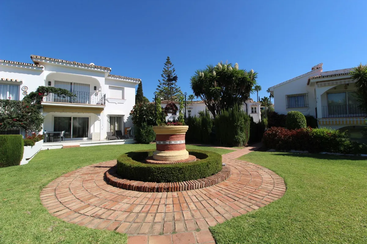 82d5601e-9802-459b-985b-7466f5315975