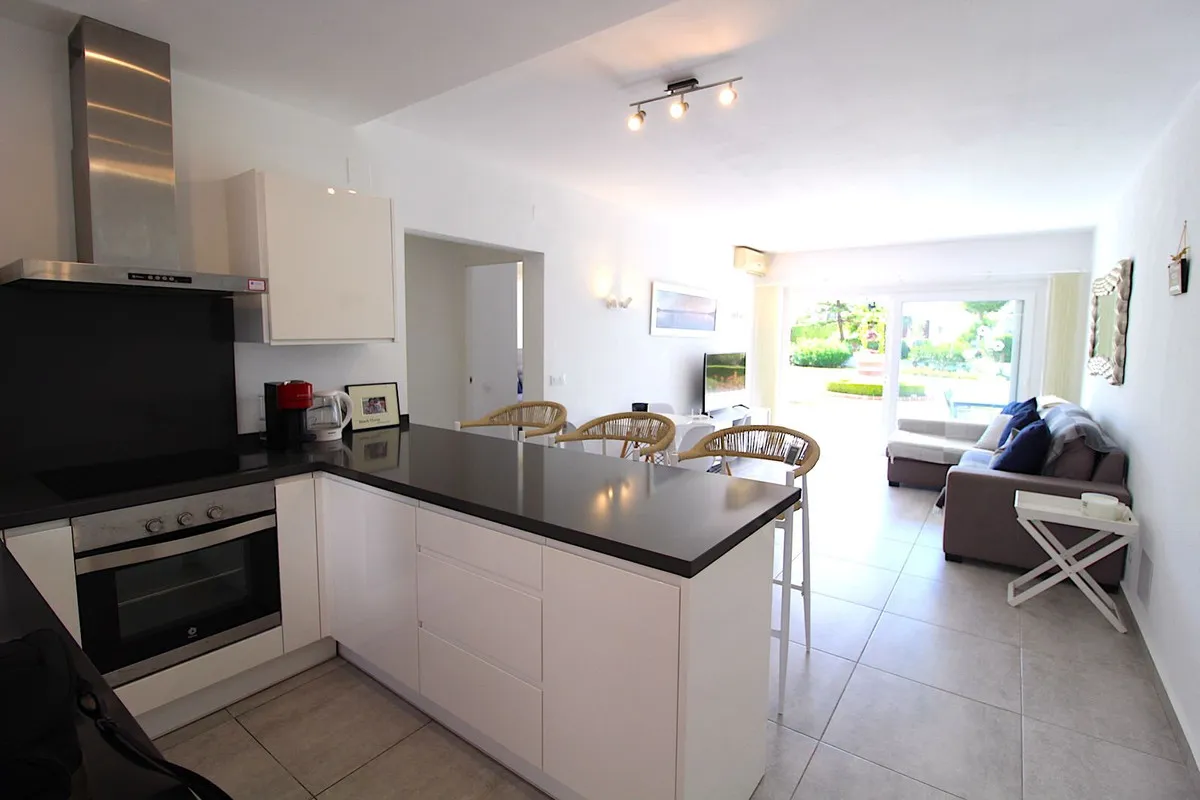 930a5038-1e9b-45d2-82f4-3d30f646ef7d