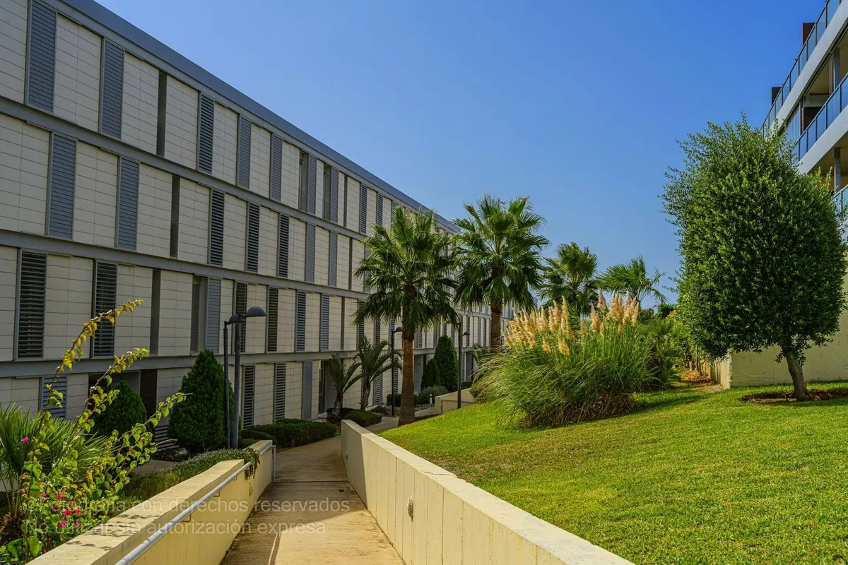 0a679ae9-dbe9-467b-833d-510471990356