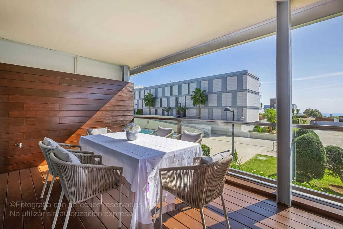 2ca1e4cb-699f-4485-aa15-ef6af17f0e82