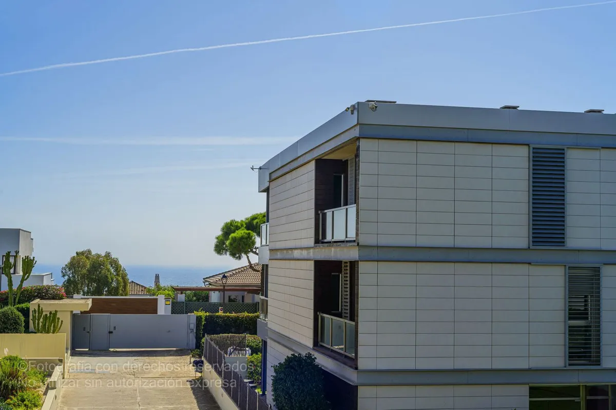 38198b34-521c-4624-9e47-515174c80f74