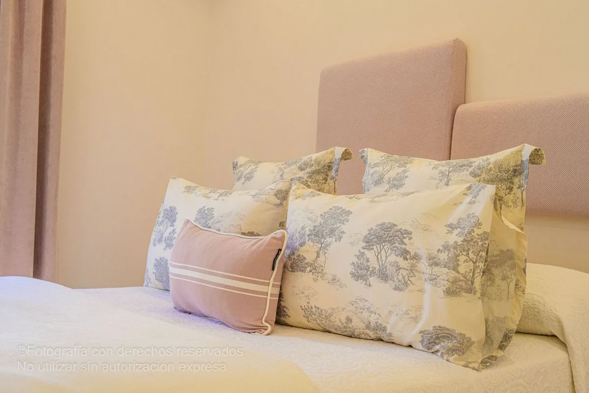 c6debe77-9cdc-4de5-89ad-89945a048210